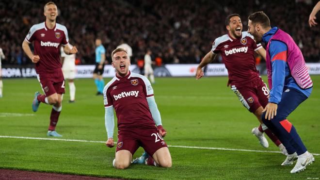 武体集团官方：武汉体育中心将改建为8万坐席专业足球场